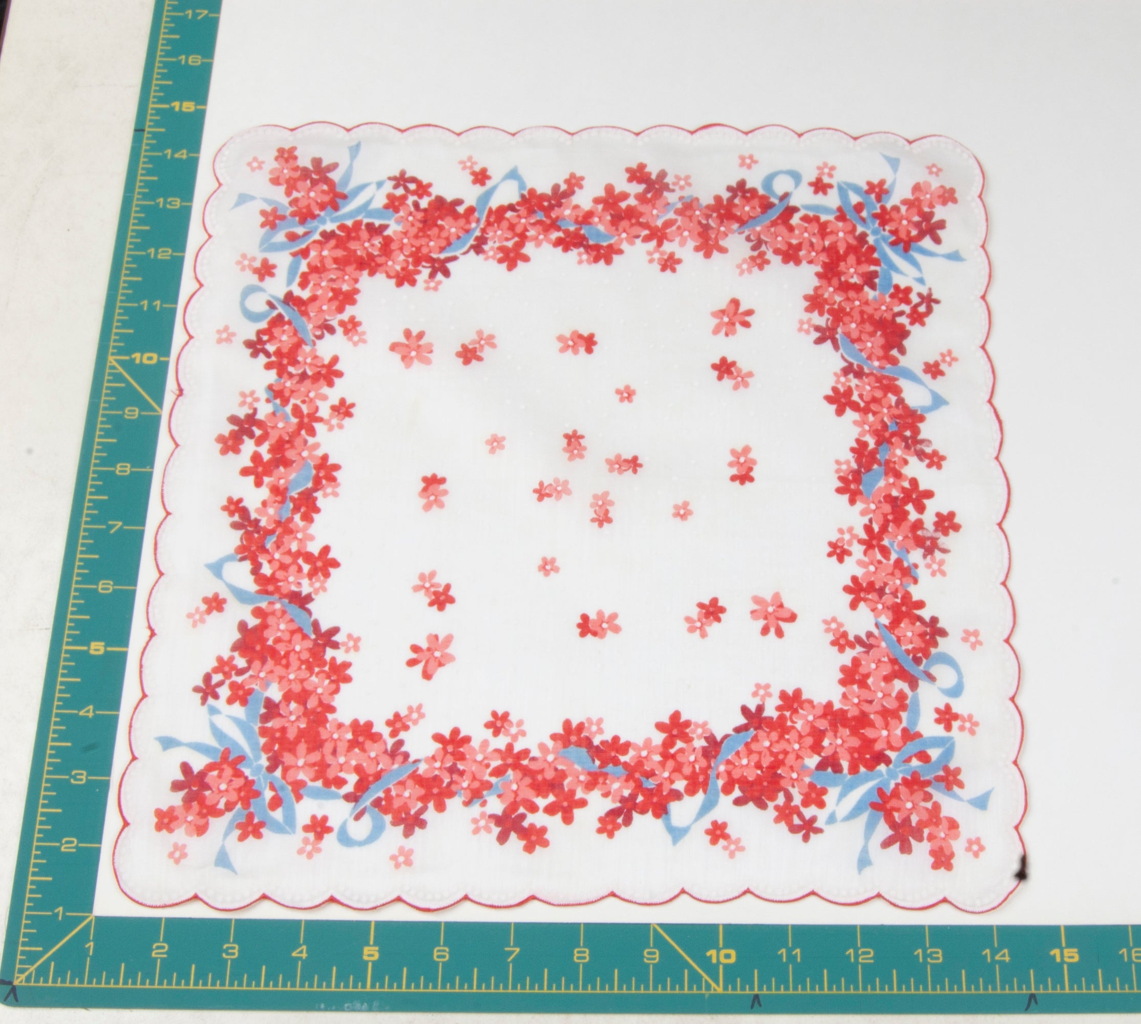 Floral vintage handkerchief - h0281
