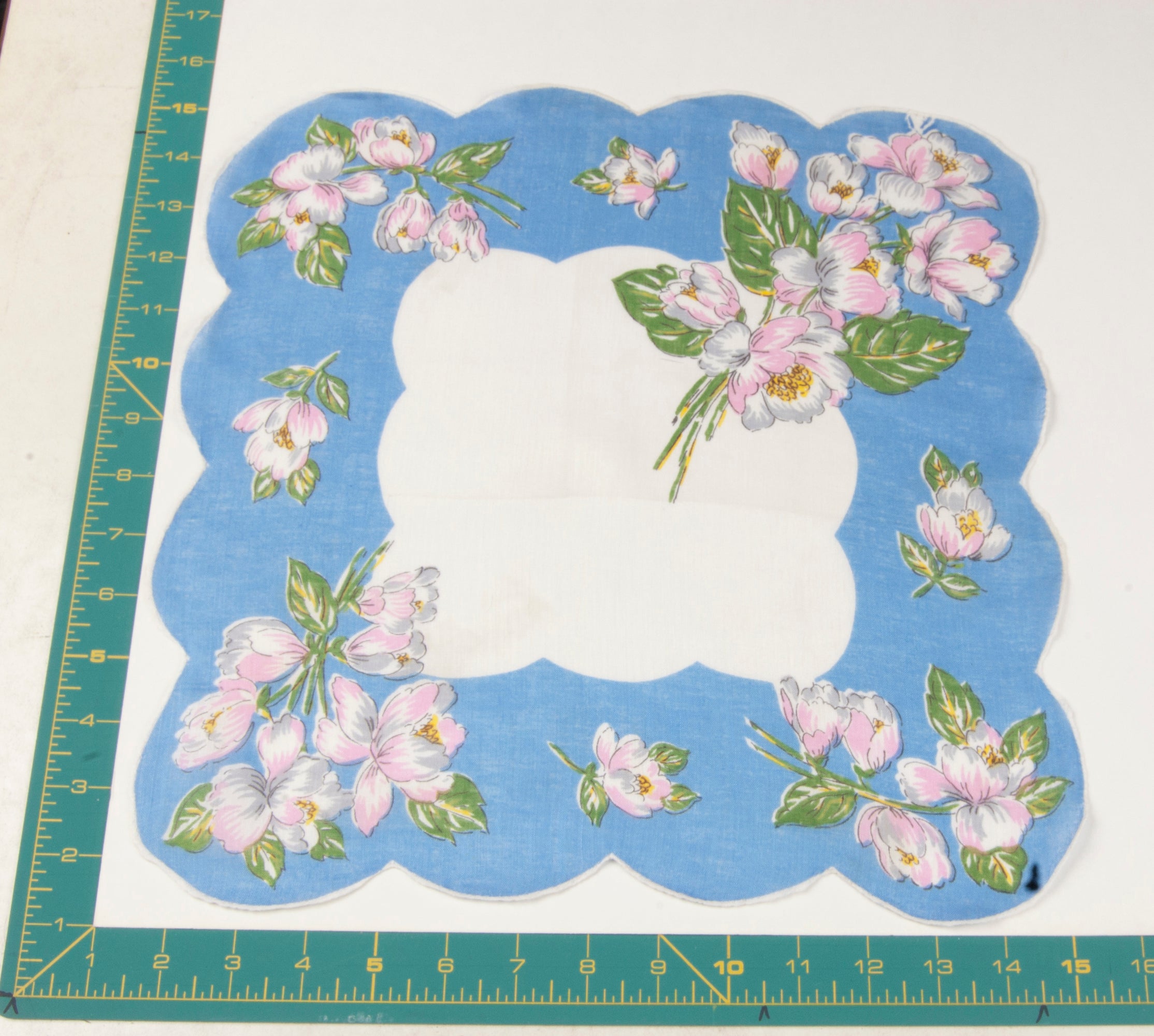Floral vintage handkerchief - h0286
