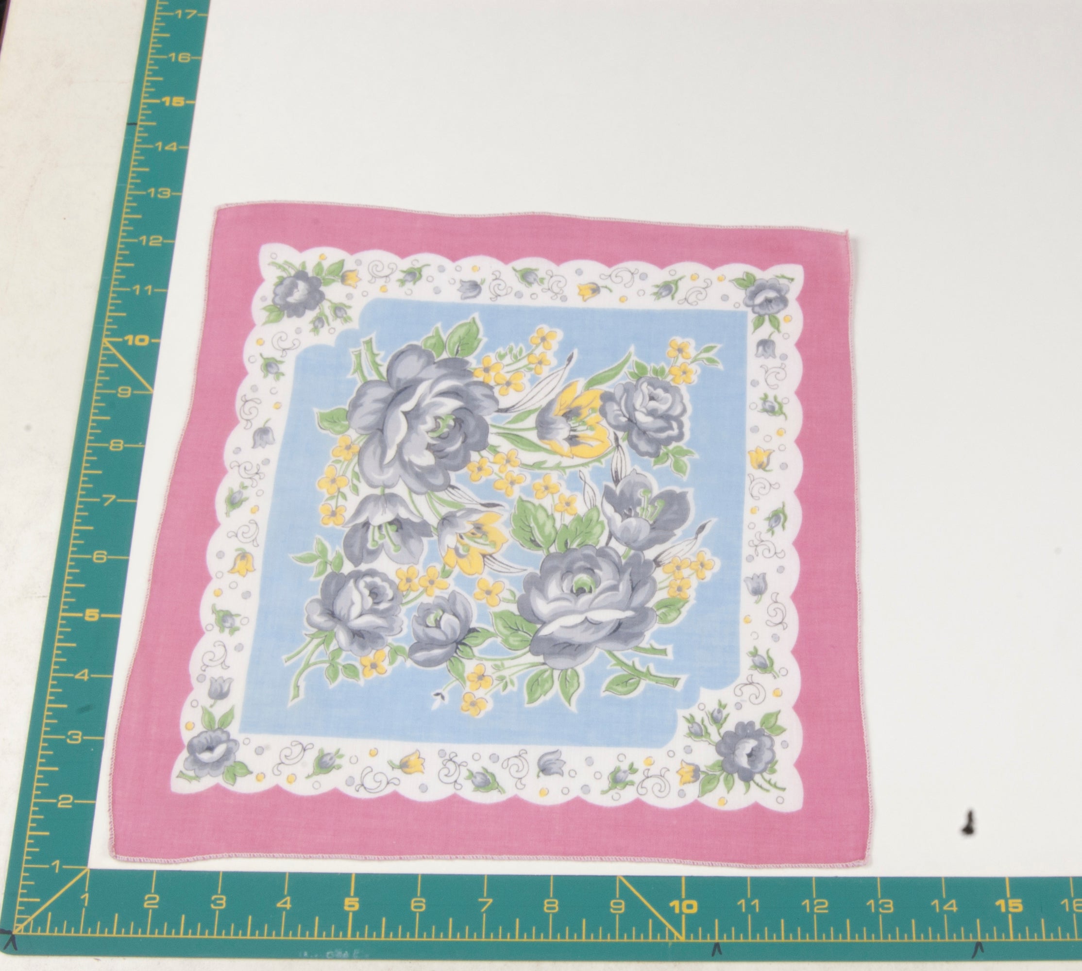 Floral vintage handkerchief - h0295