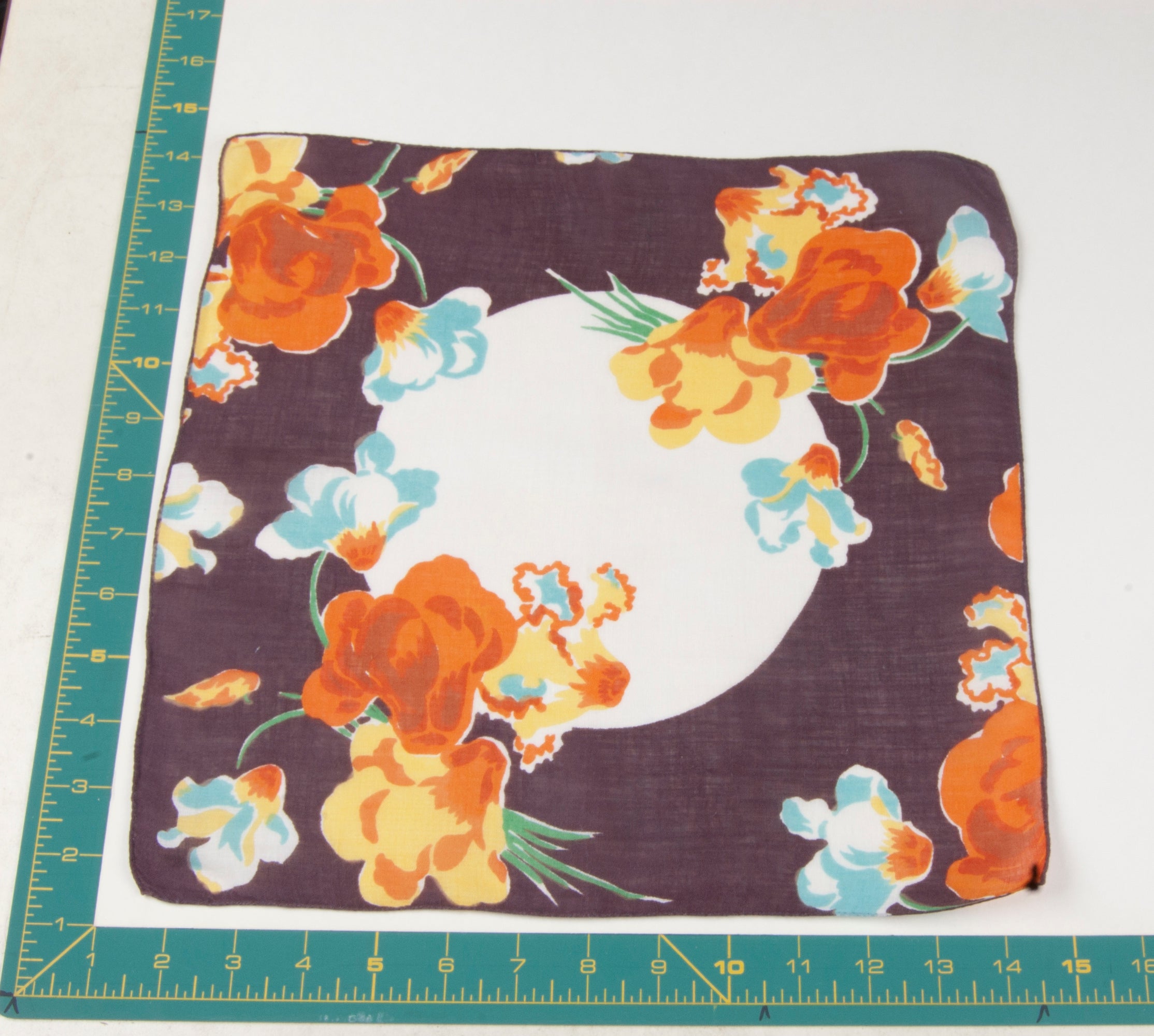 Floral vintage handkerchief - h0297