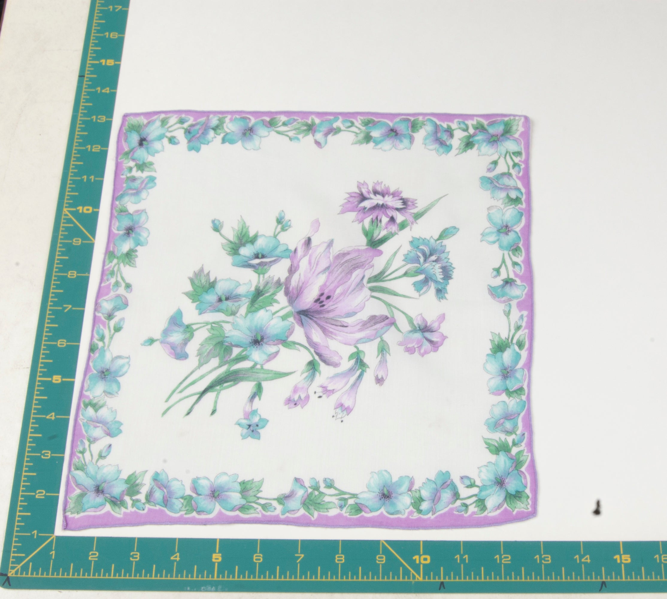 Floral vintage handkerchief - h0300