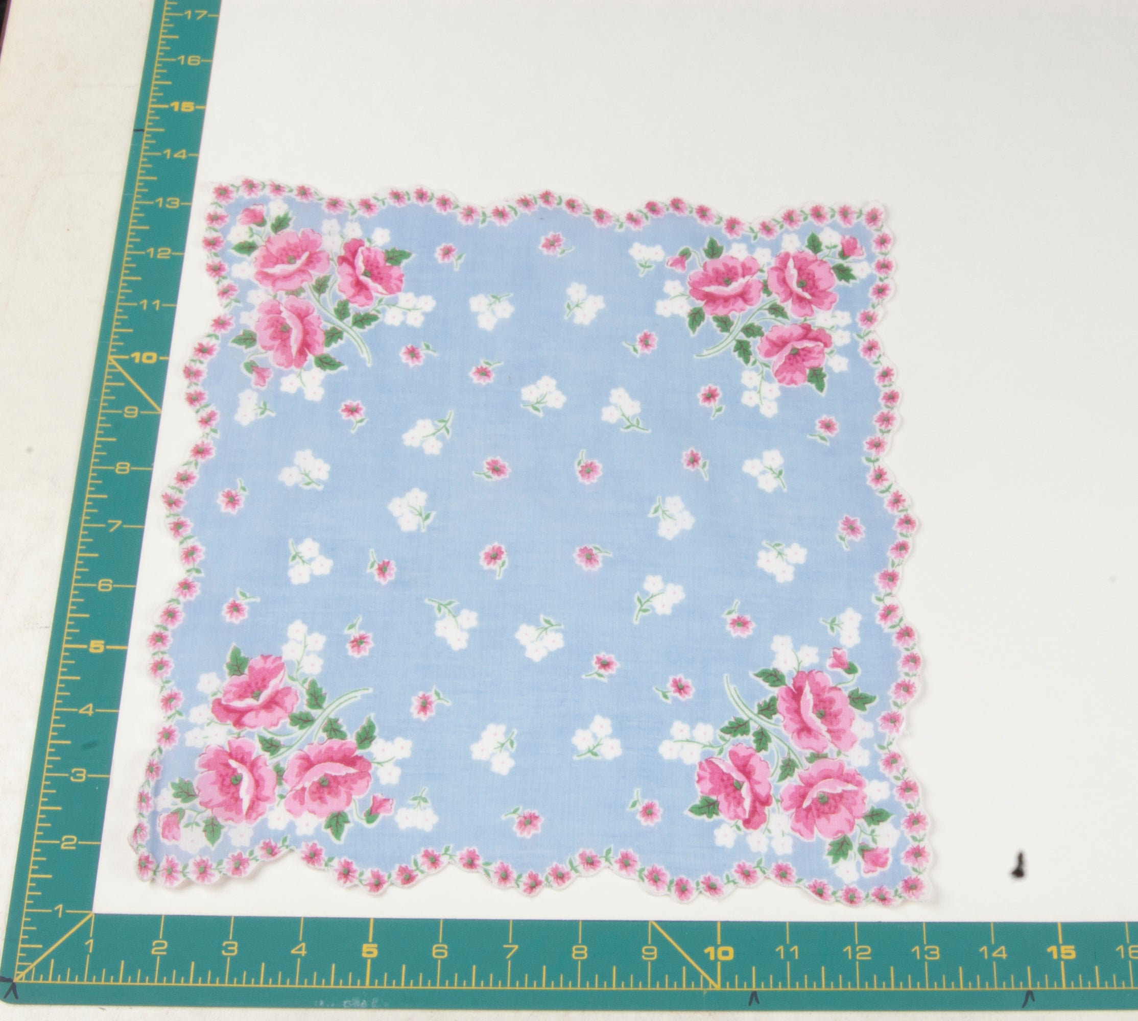 Floral vintage handkerchief - h0304