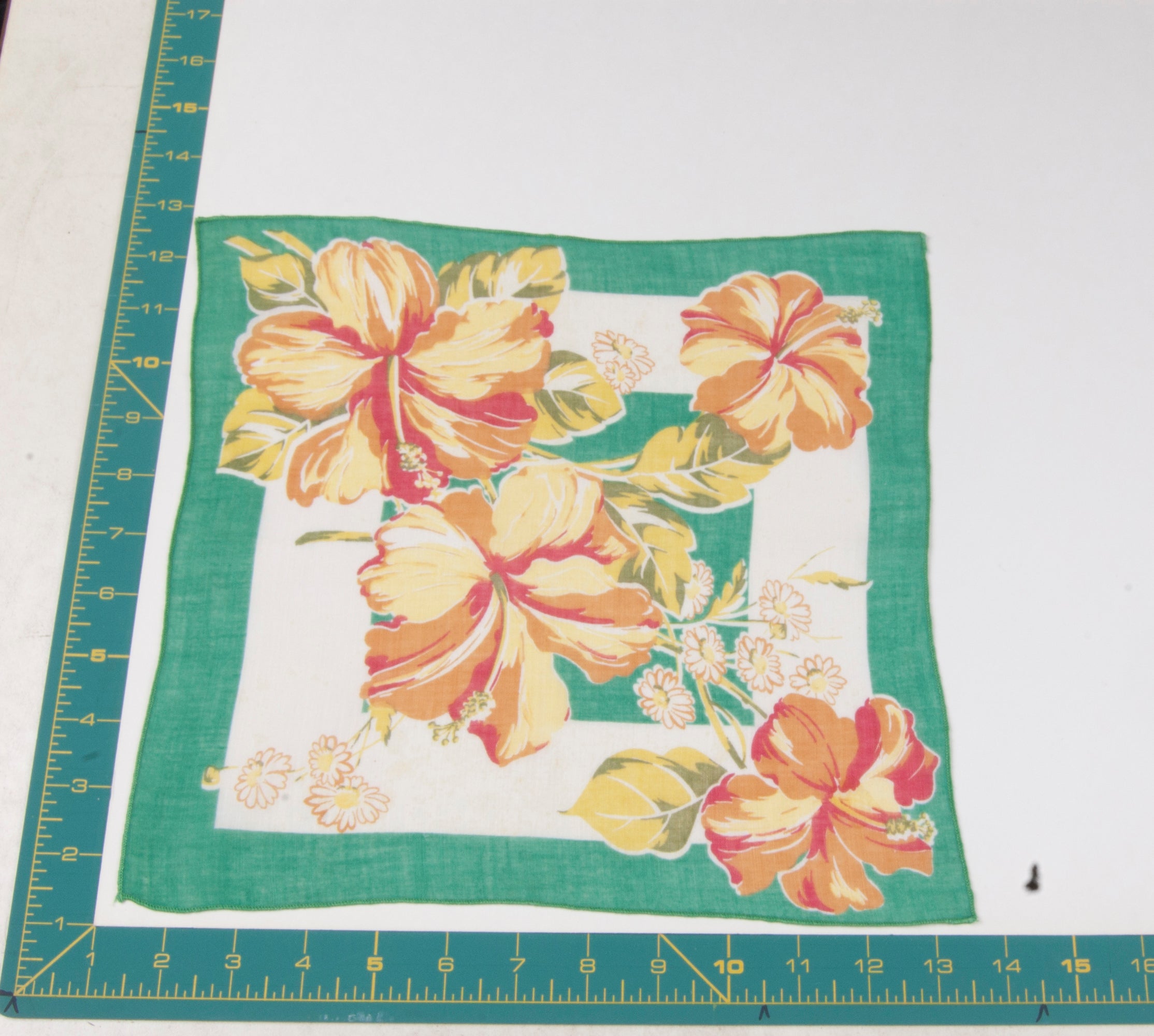 Floral vintage handkerchief - h0307