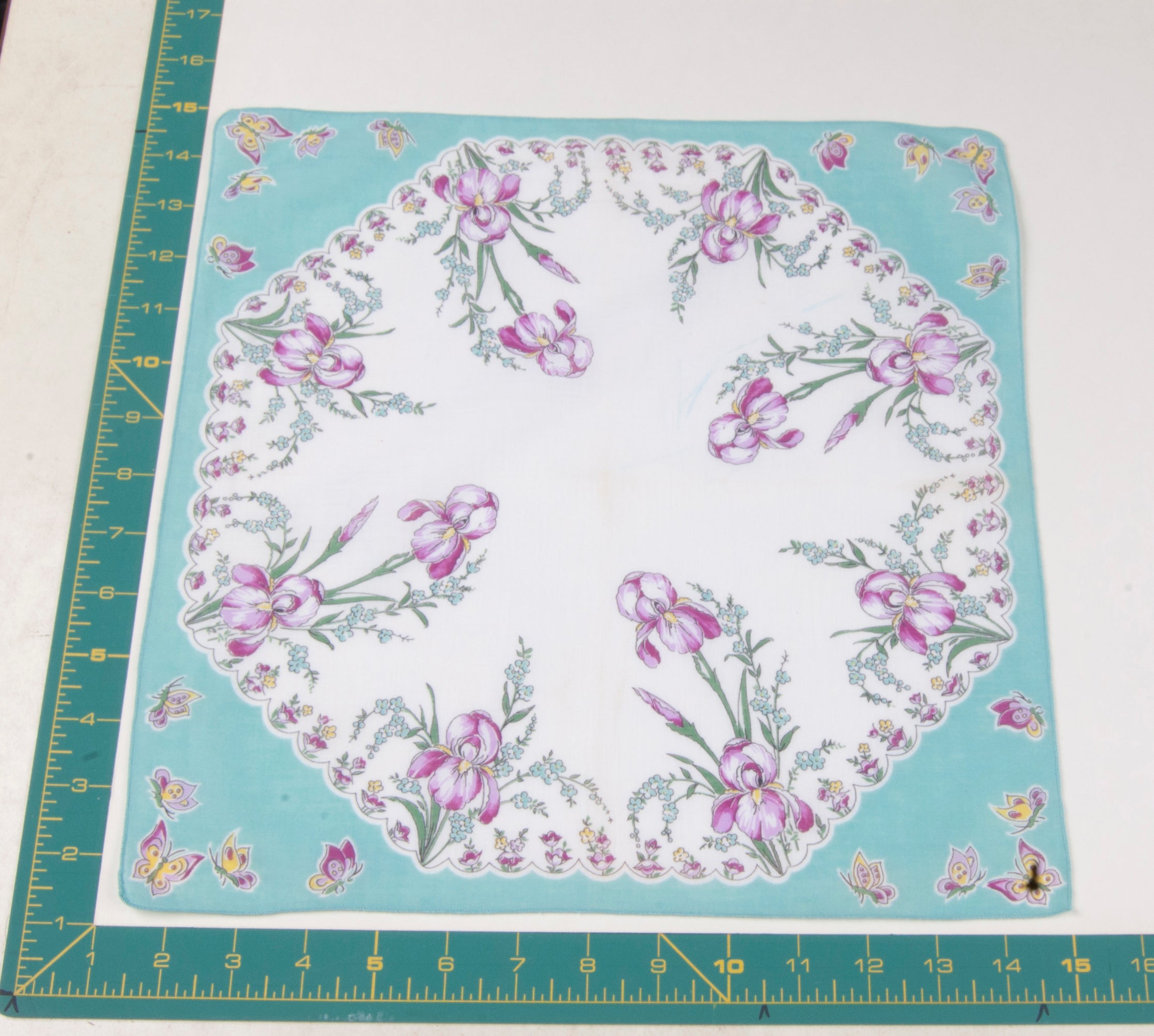 Floral vintage handkerchief - h0308