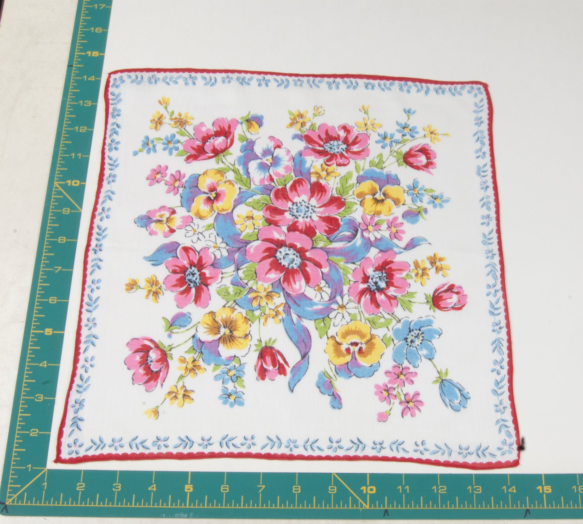 Floral vintage handkerchief - h0321