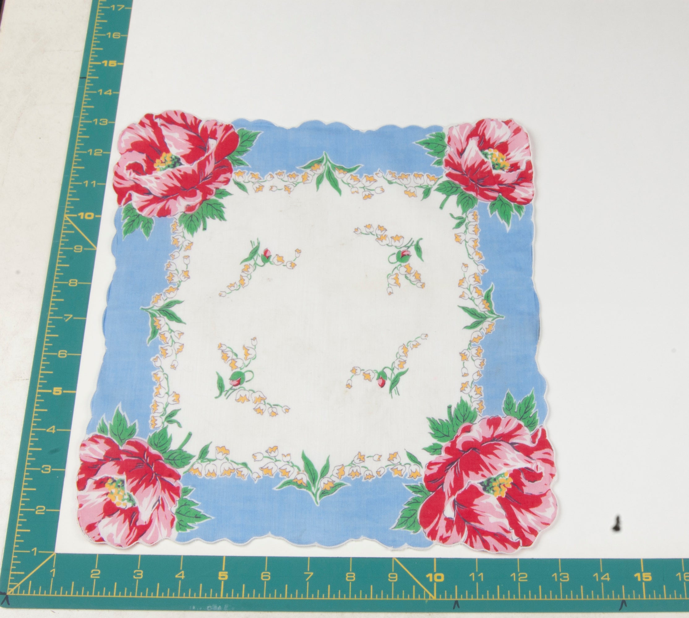 Floral vintage handkerchief - h0322