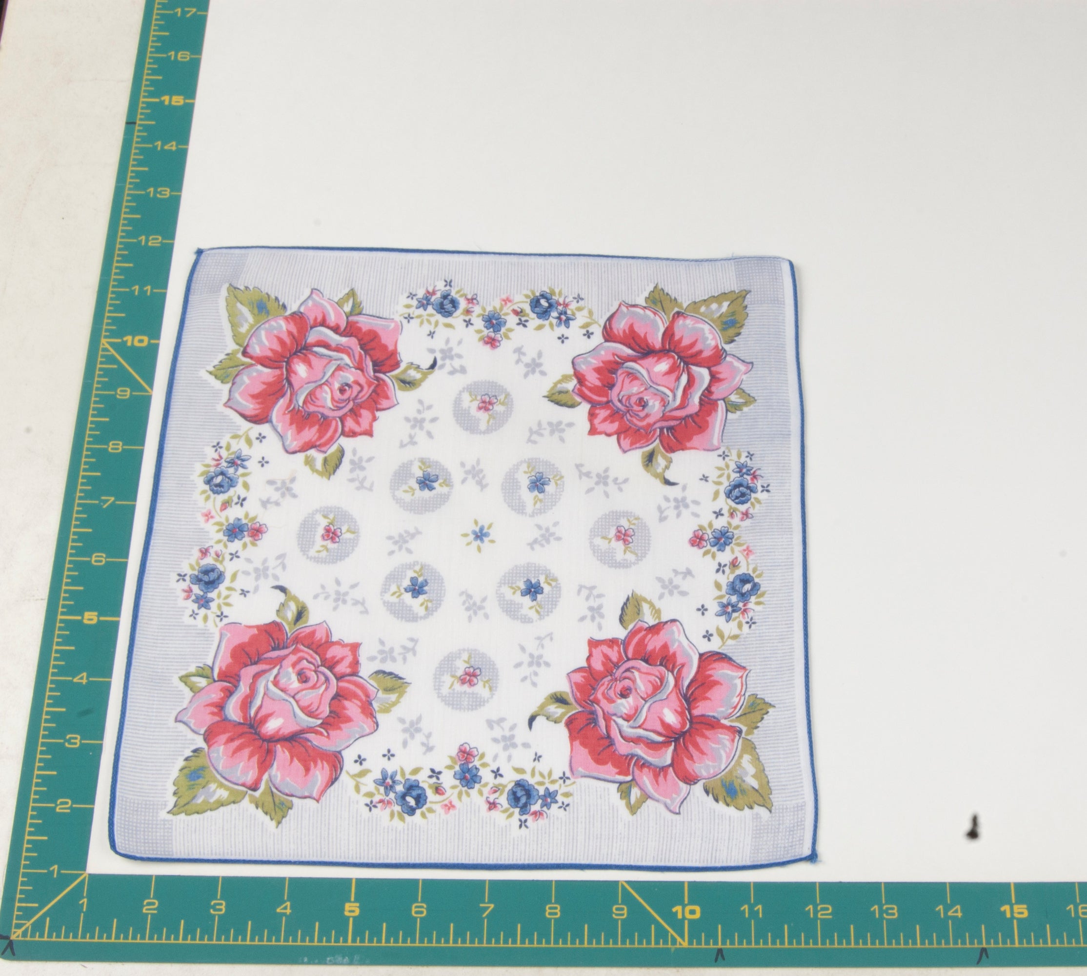 Floral vintage handkerchief - h0323