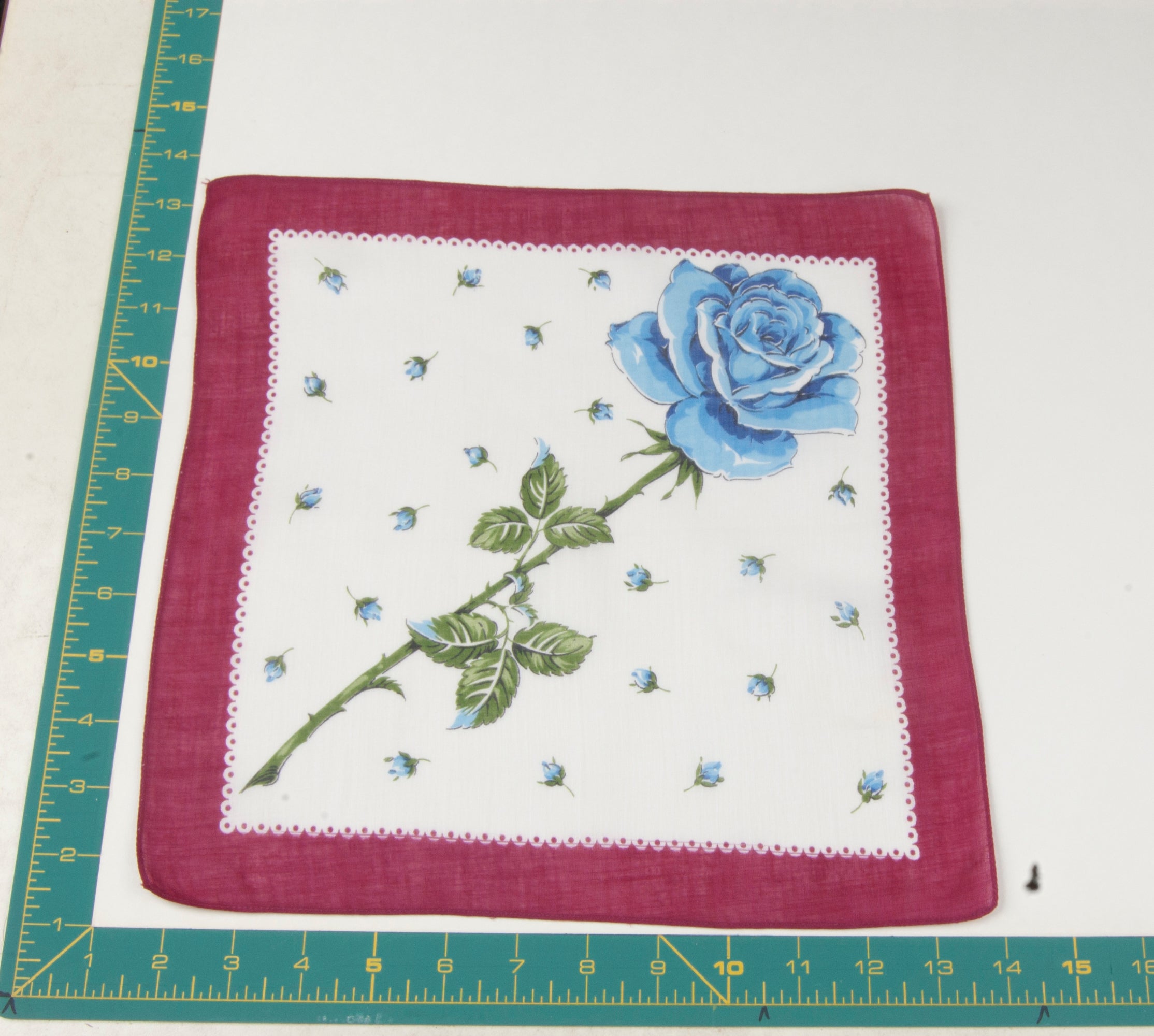 Floral vintage handkerchief - h0325