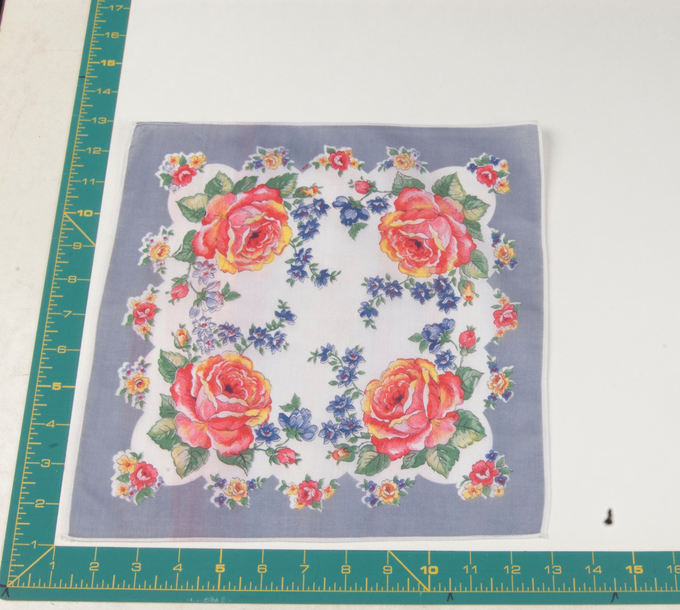 Floral vintage handkerchief - h0326