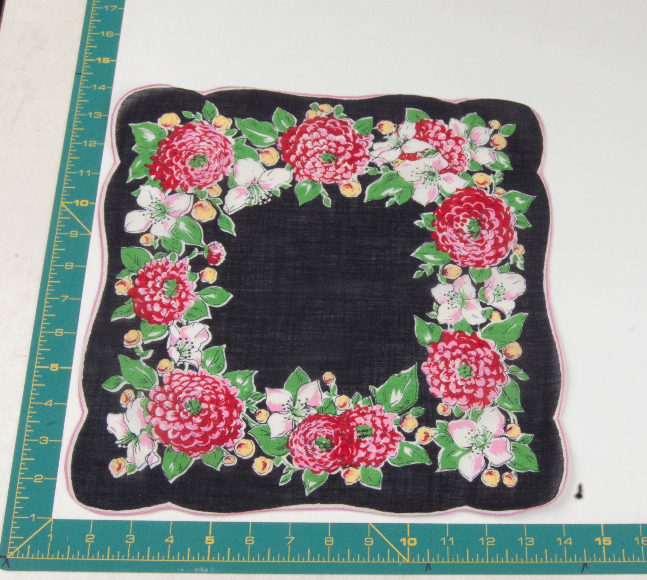 Floral vintage handkerchief - h0343