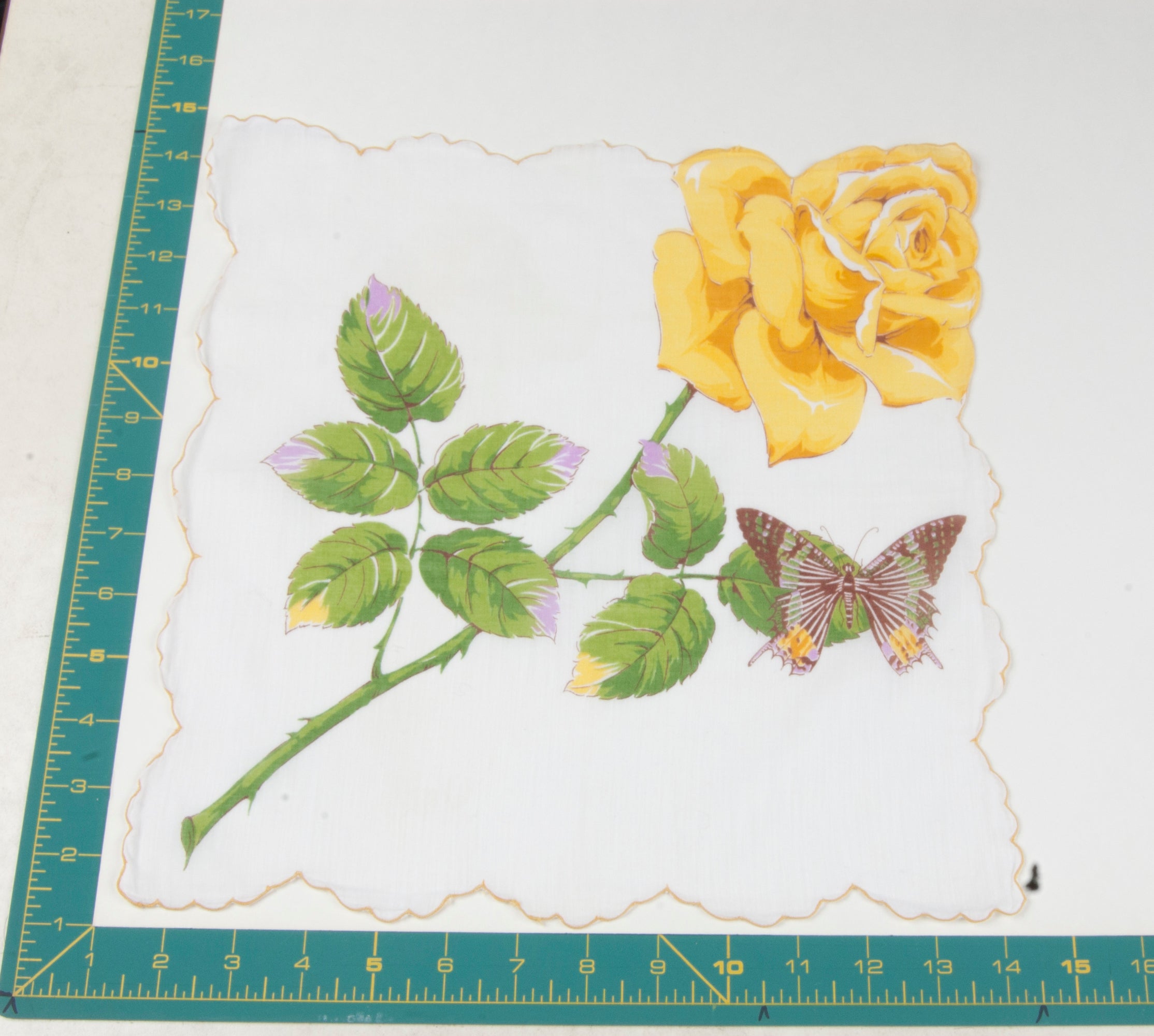 Floral vintage handkerchief - h0348