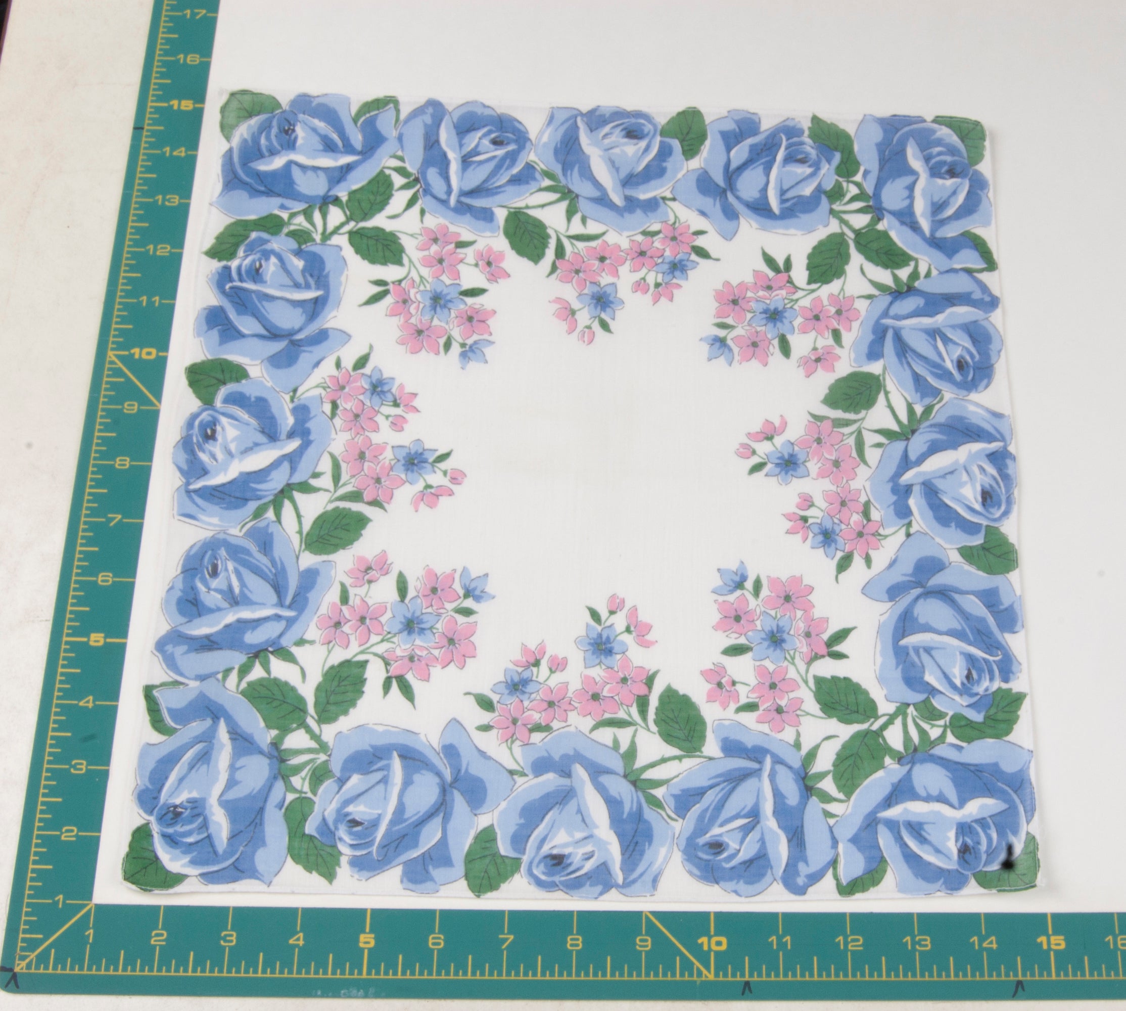Floral vintage handkerchief - h0361