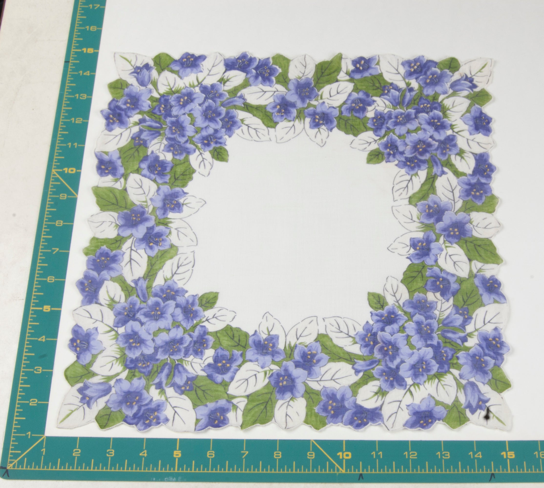 Floral vintage handkerchief - h0364