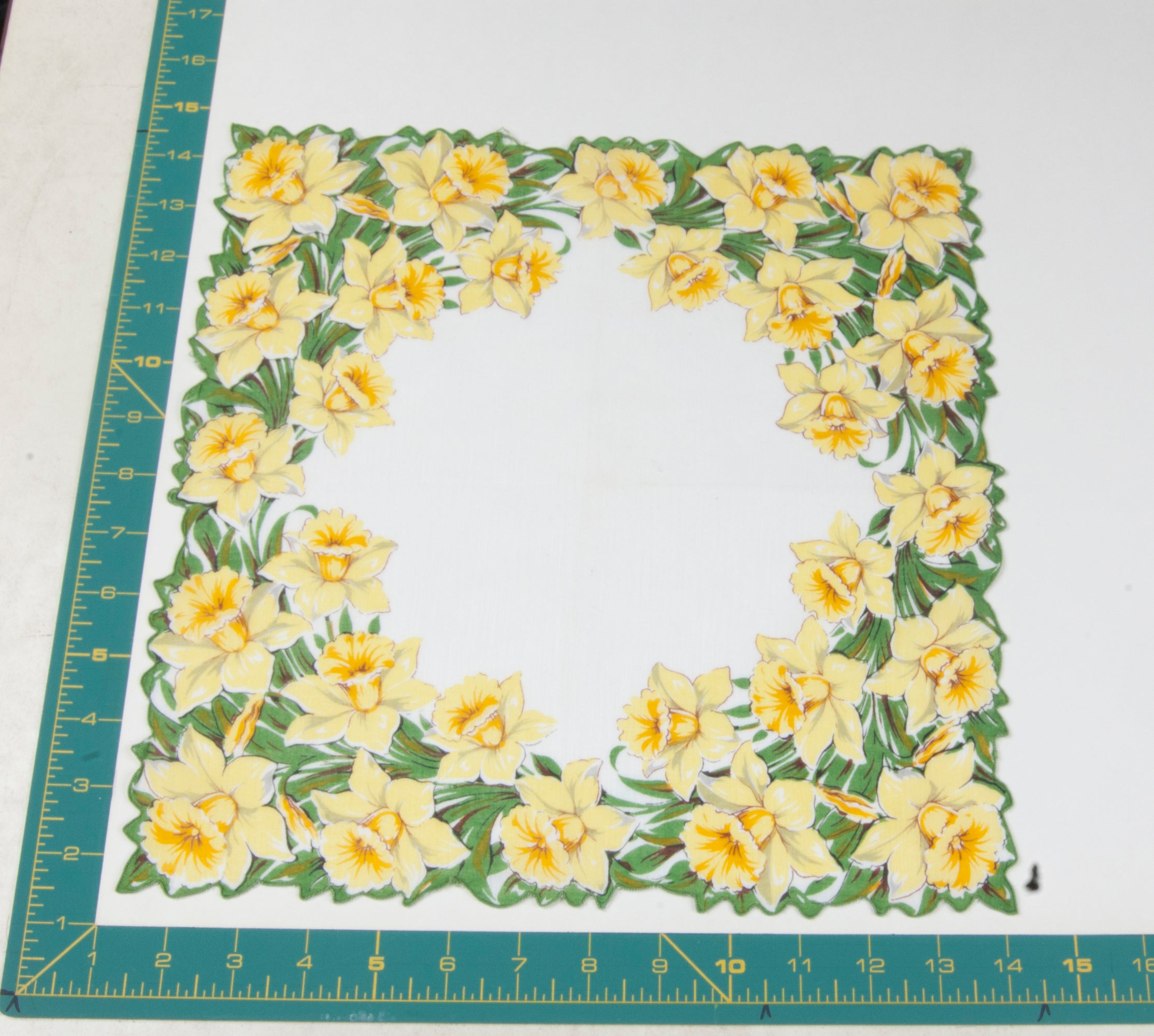 Floral vintage handkerchief - h0372
