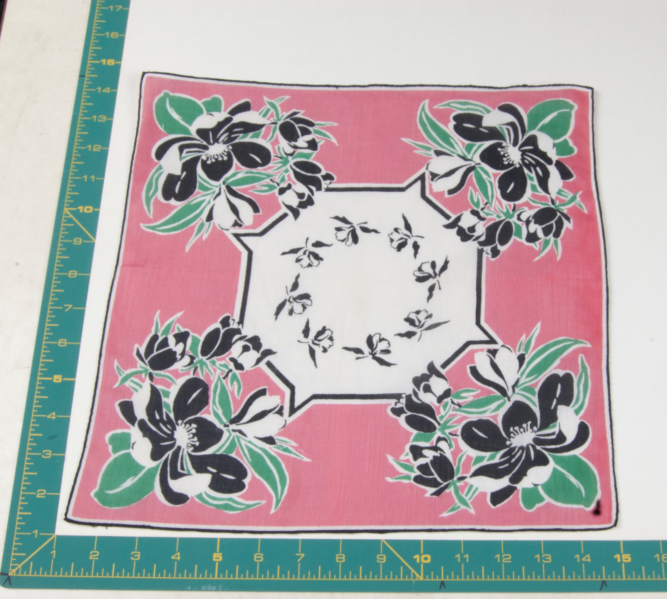 Floral vintage handkerchief - h0377