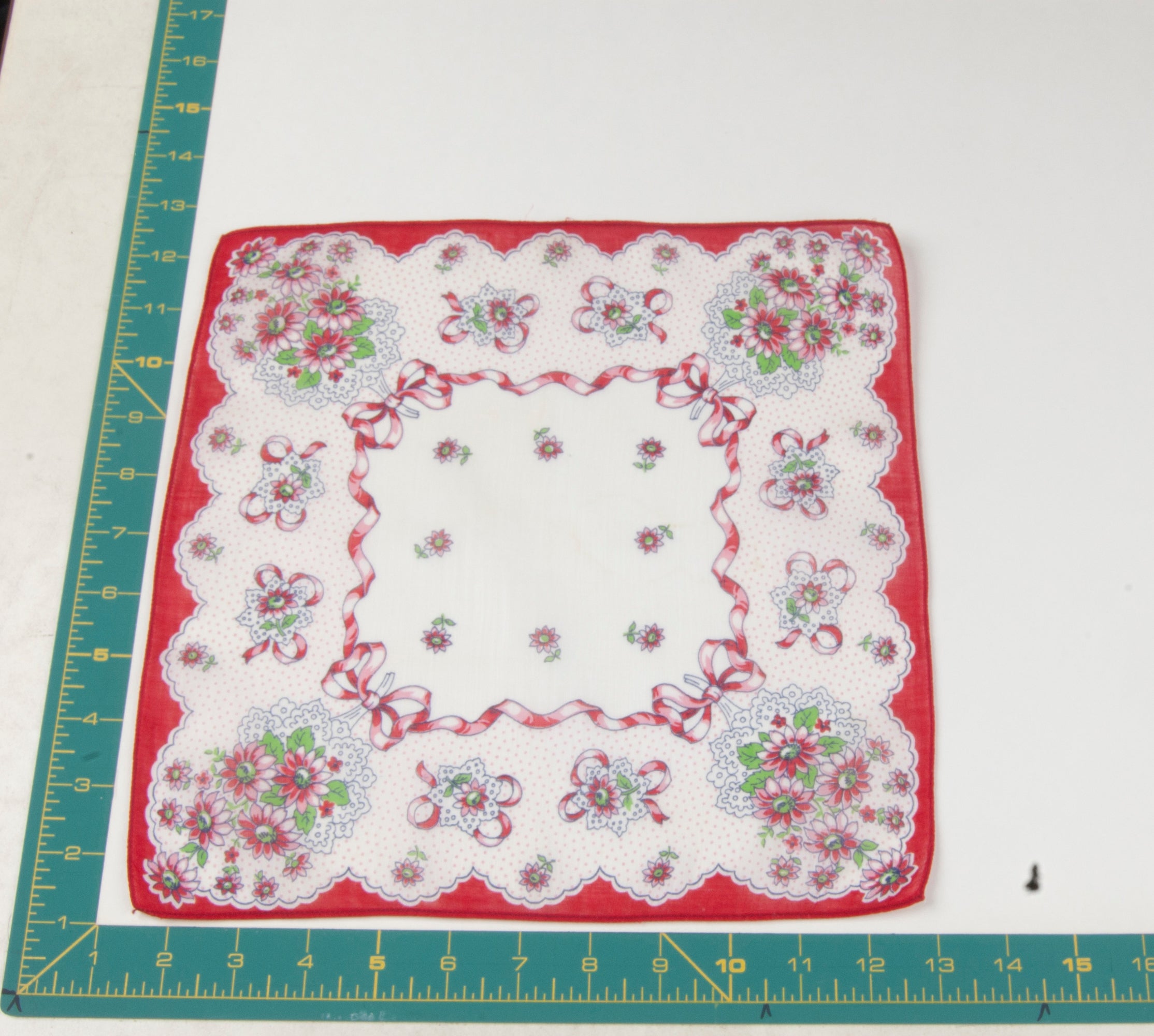 Floral vintage handkerchief - h0422