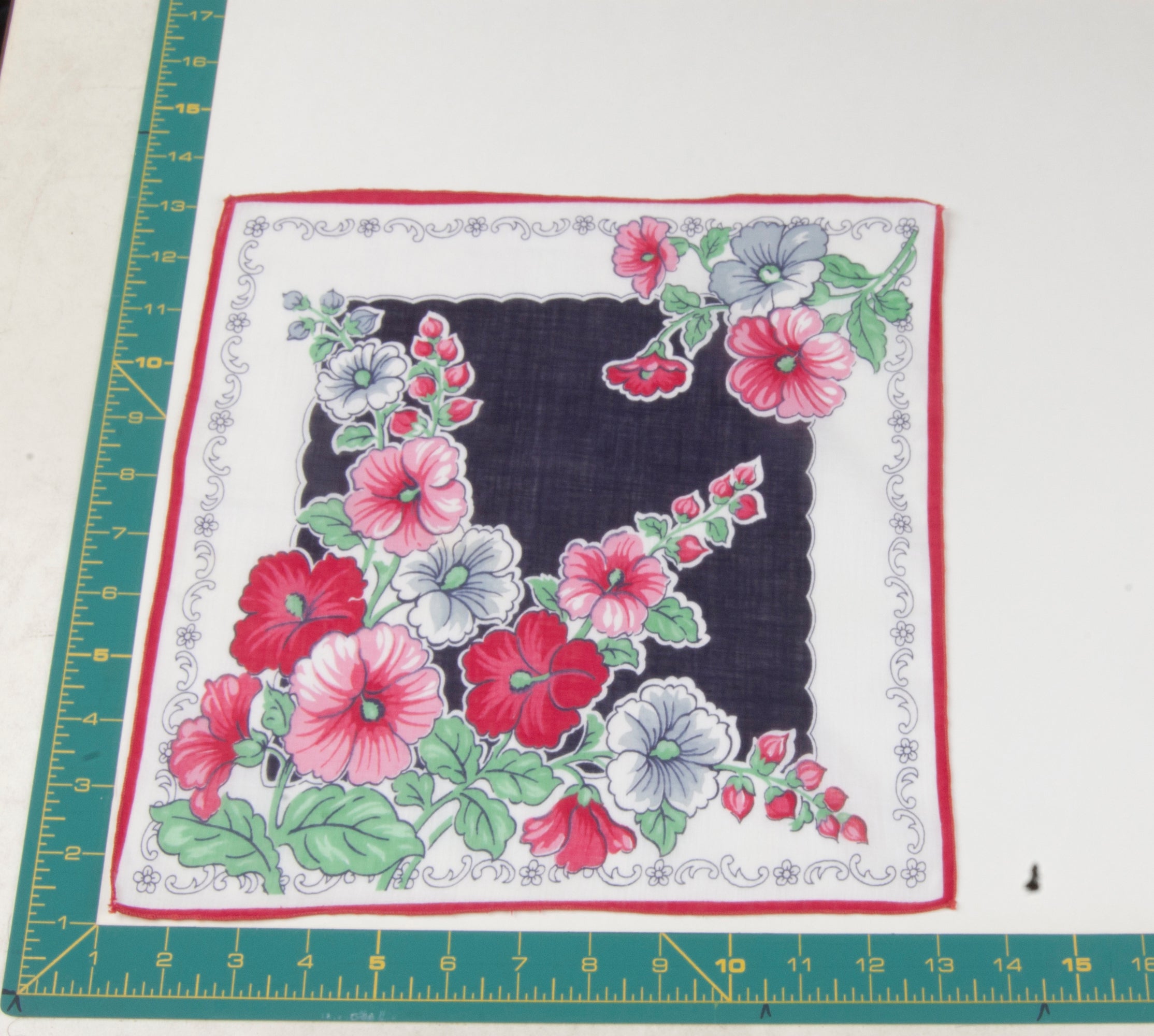 Floral vintage handkerchief - h0442