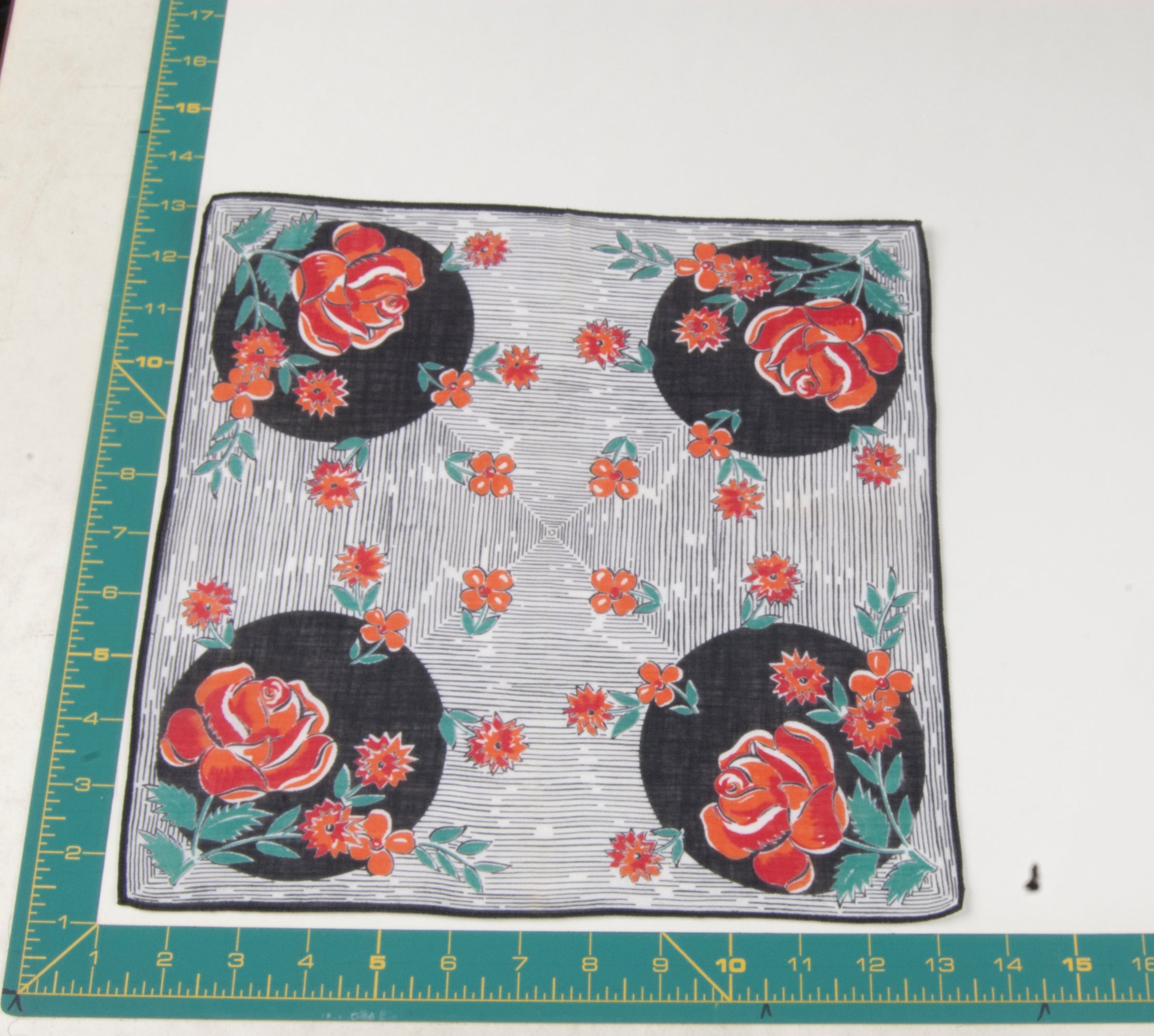 Floral vintage handkerchief - h0444
