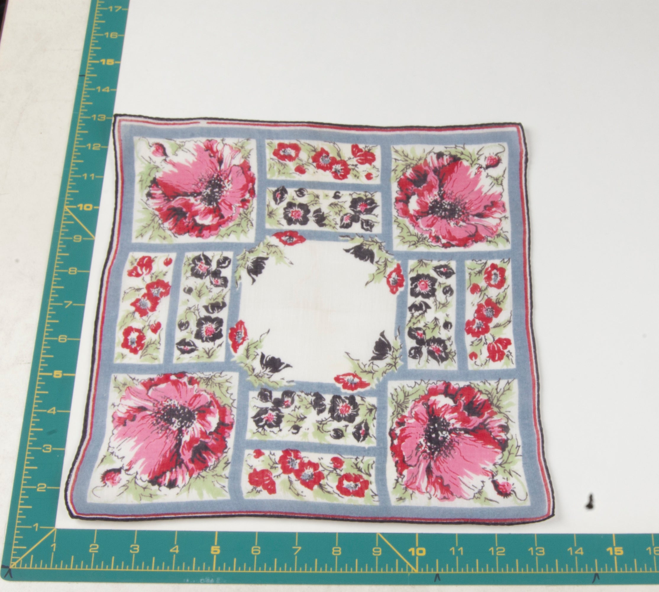 Floral vintage handkerchief - h0446