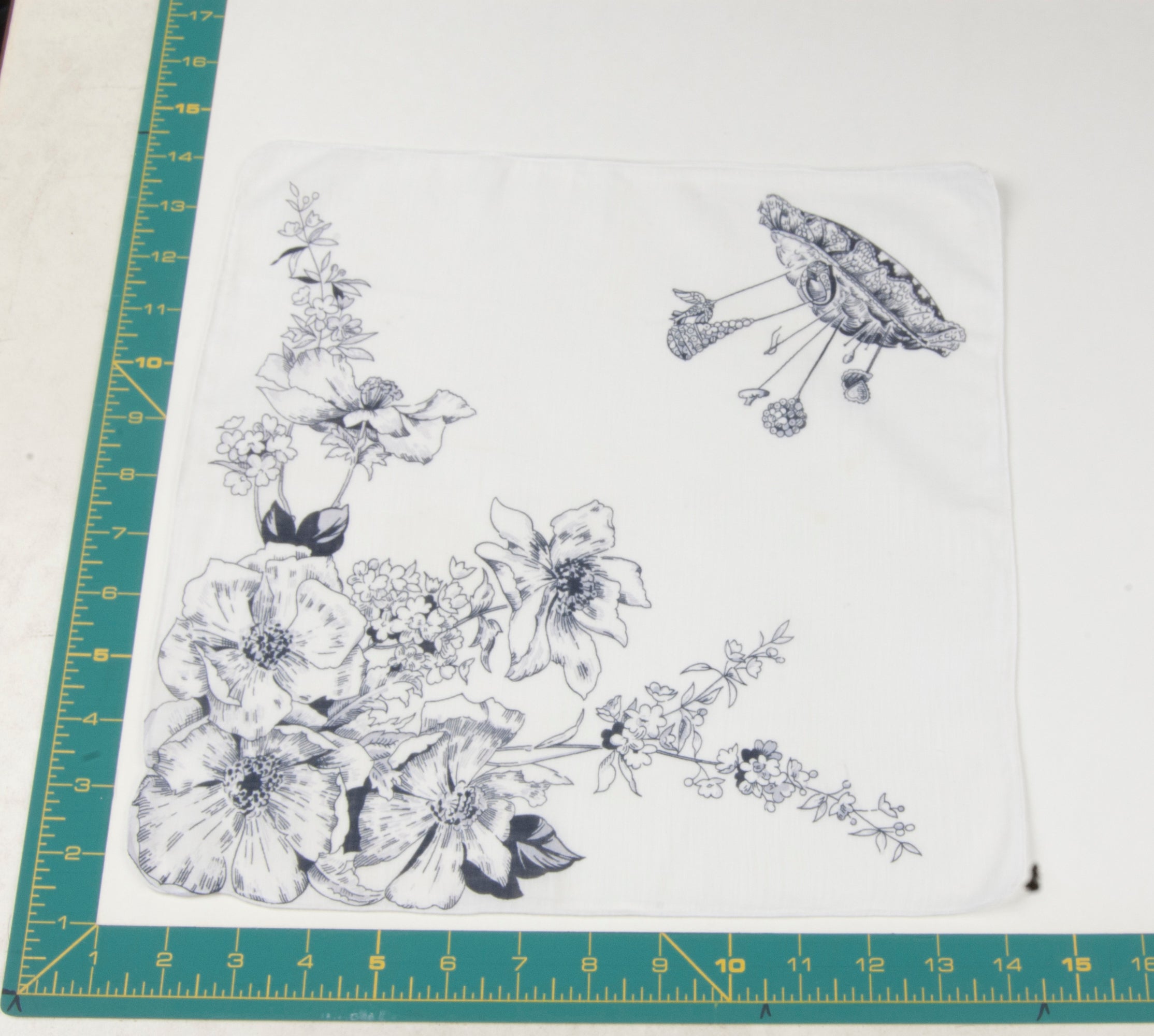 Floral vintage handkerchief - h0450