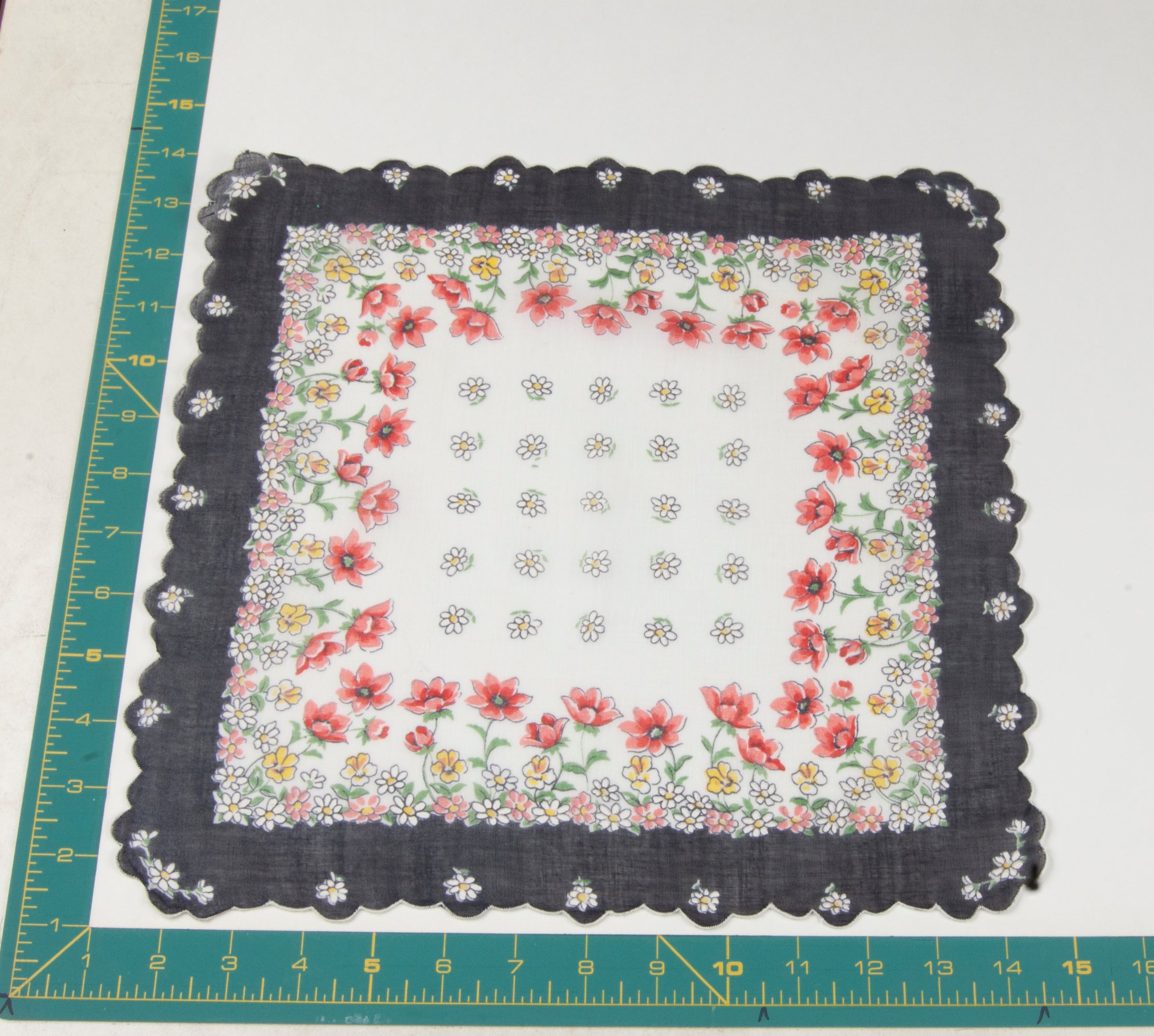 Floral vintage handkerchief - h0455