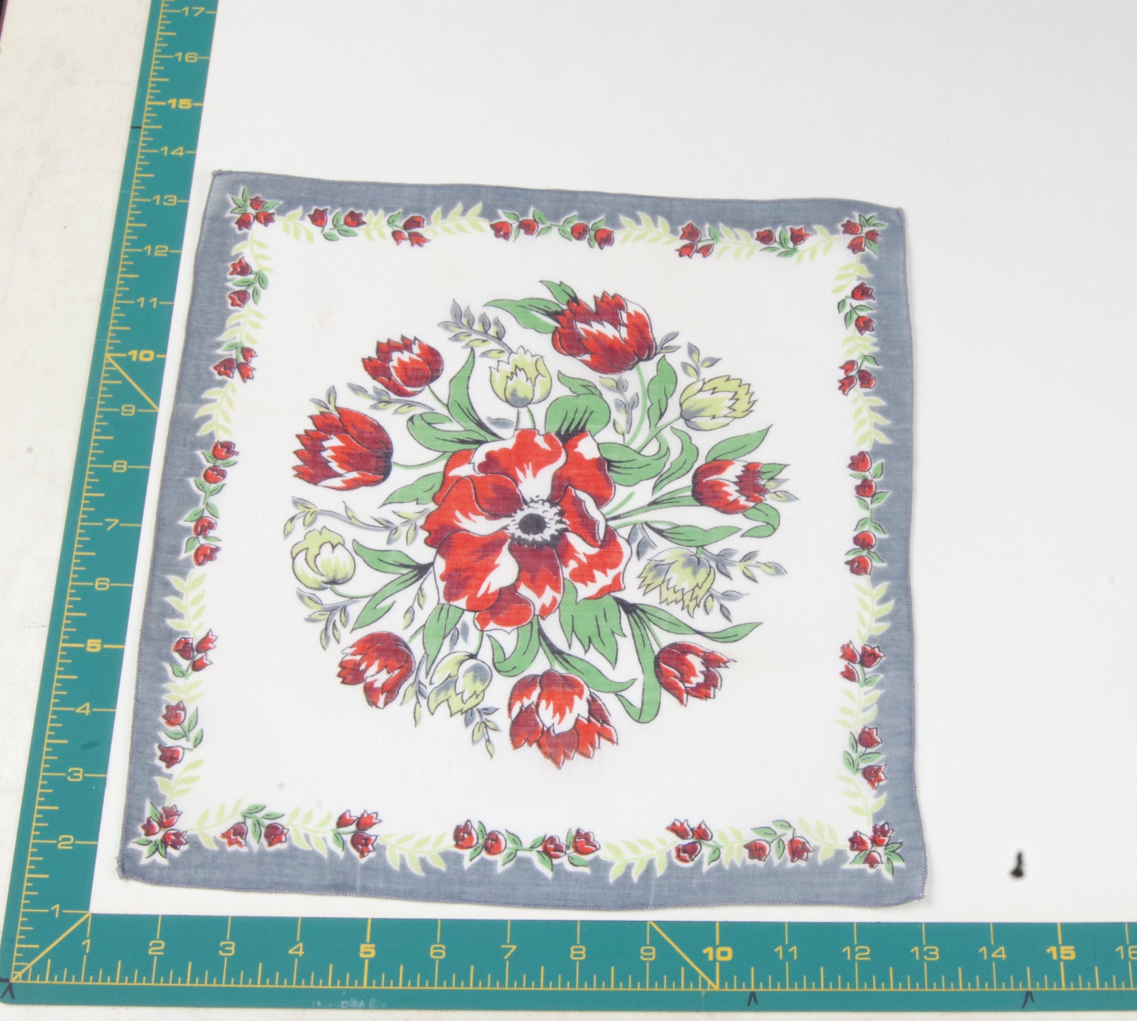 Floral vintage handkerchief - h0481