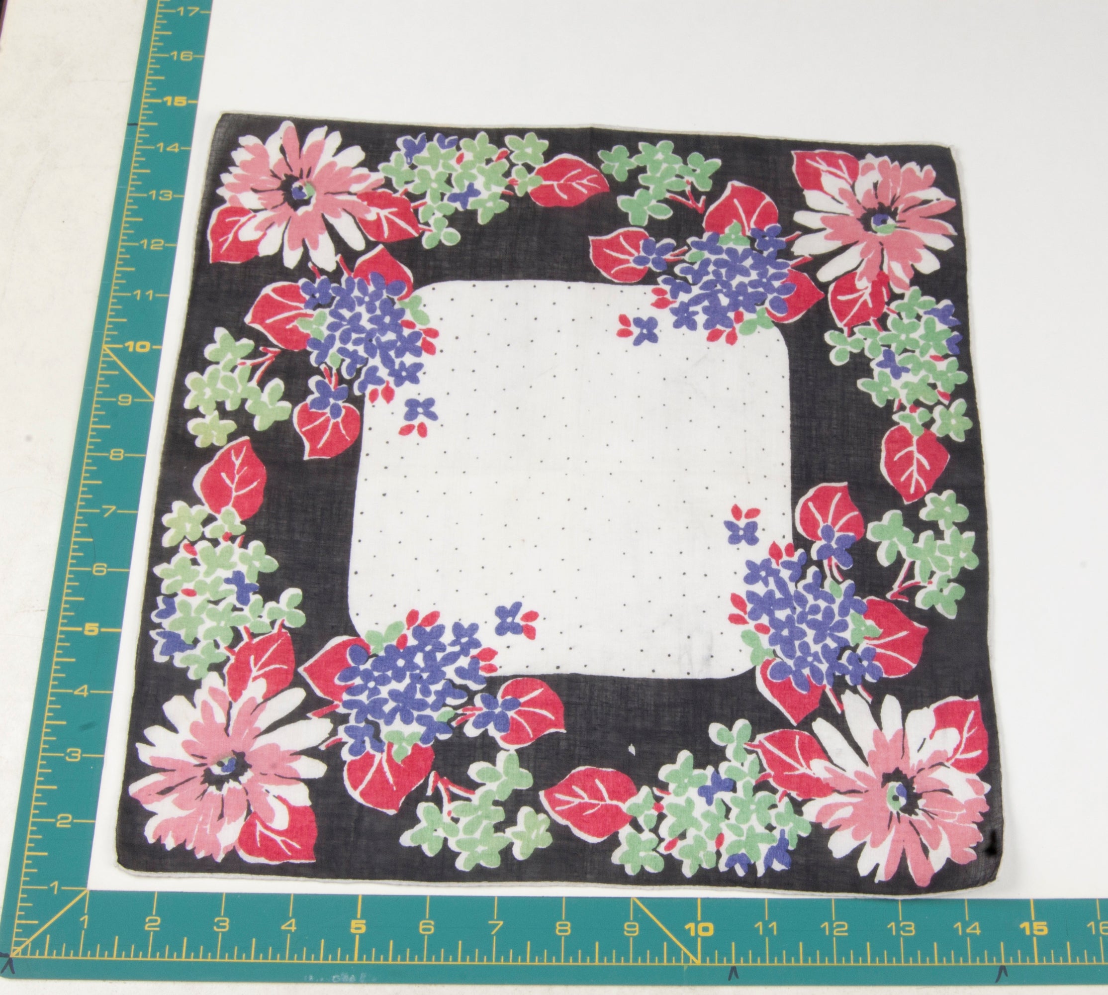 Floral vintage handkerchief - h0487