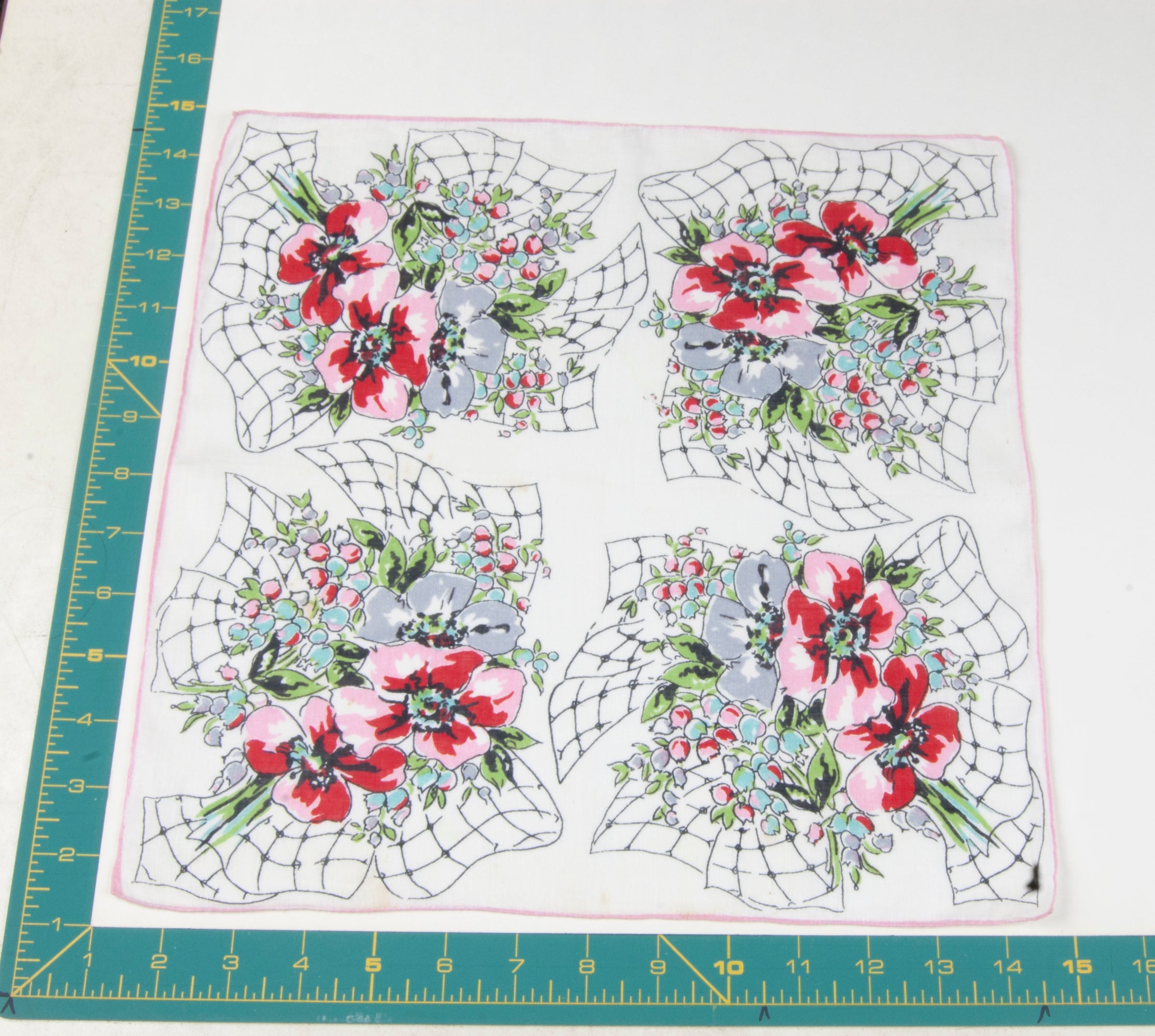 Floral vintage handkerchief - h0490