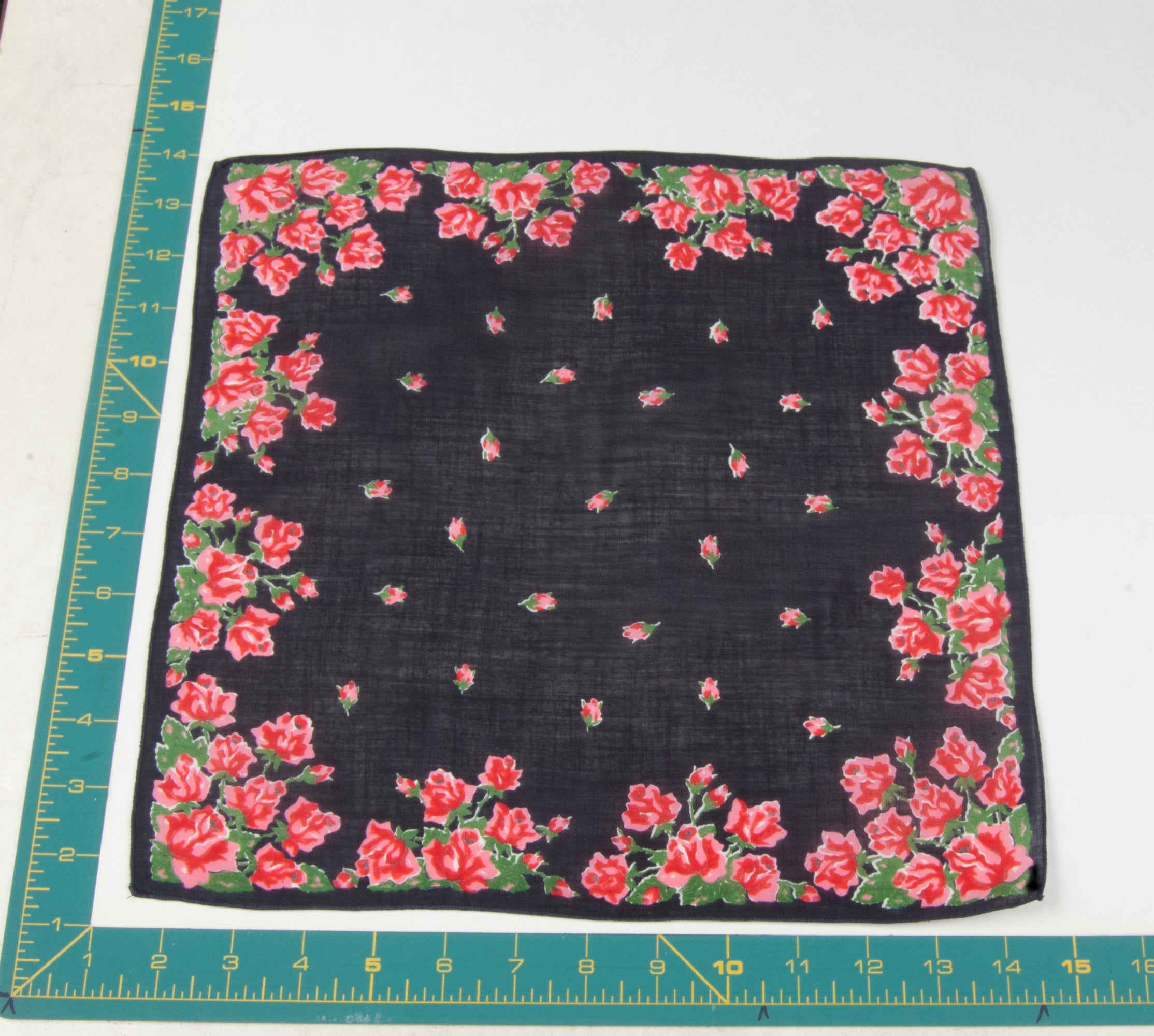 Floral vintage handkerchief - h0496