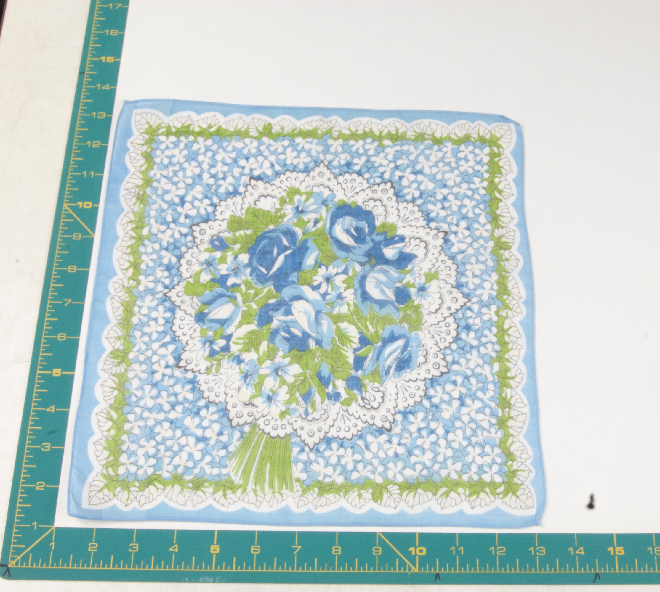 Floral vintage handkerchief - h0511