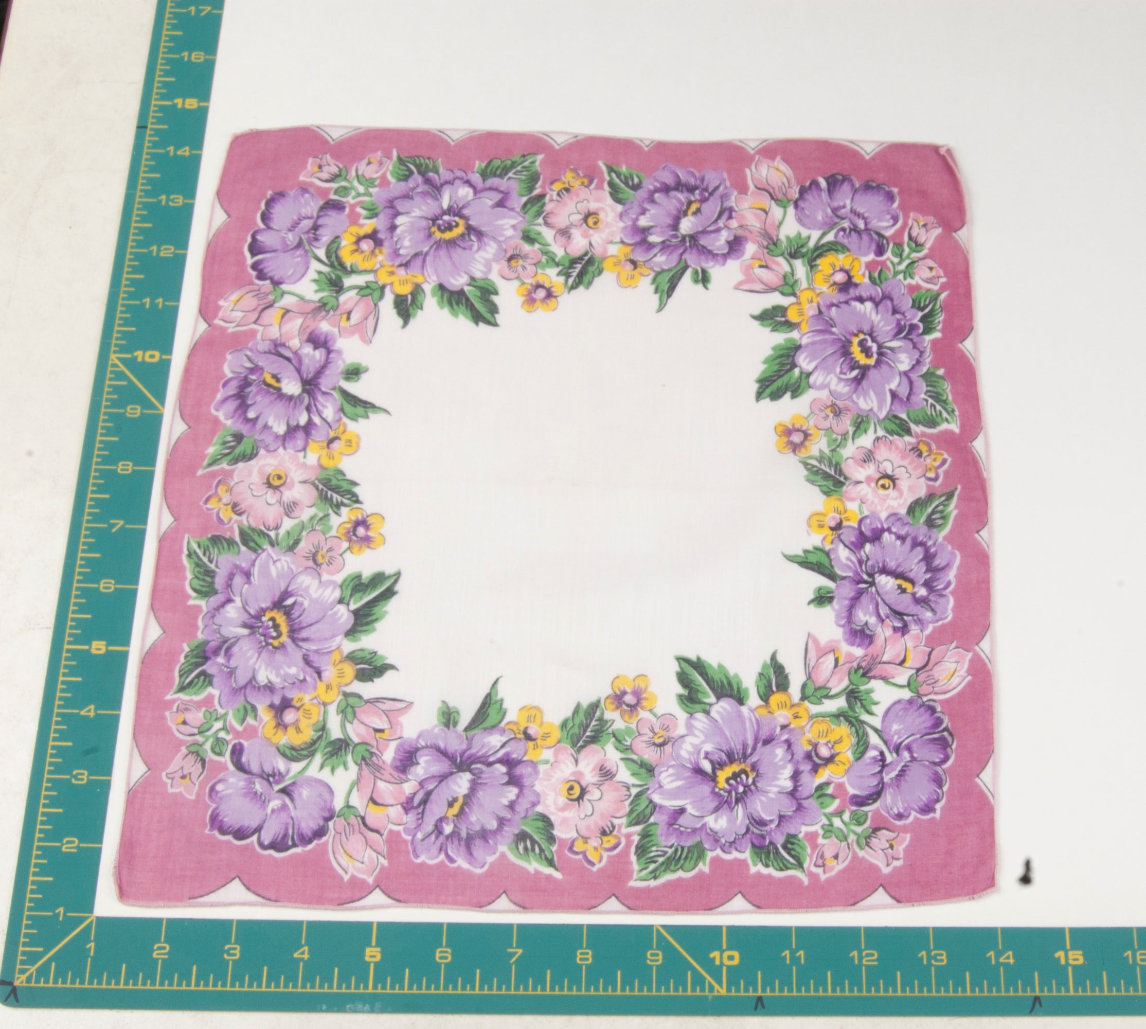 Floral vintage handkerchief - h0512