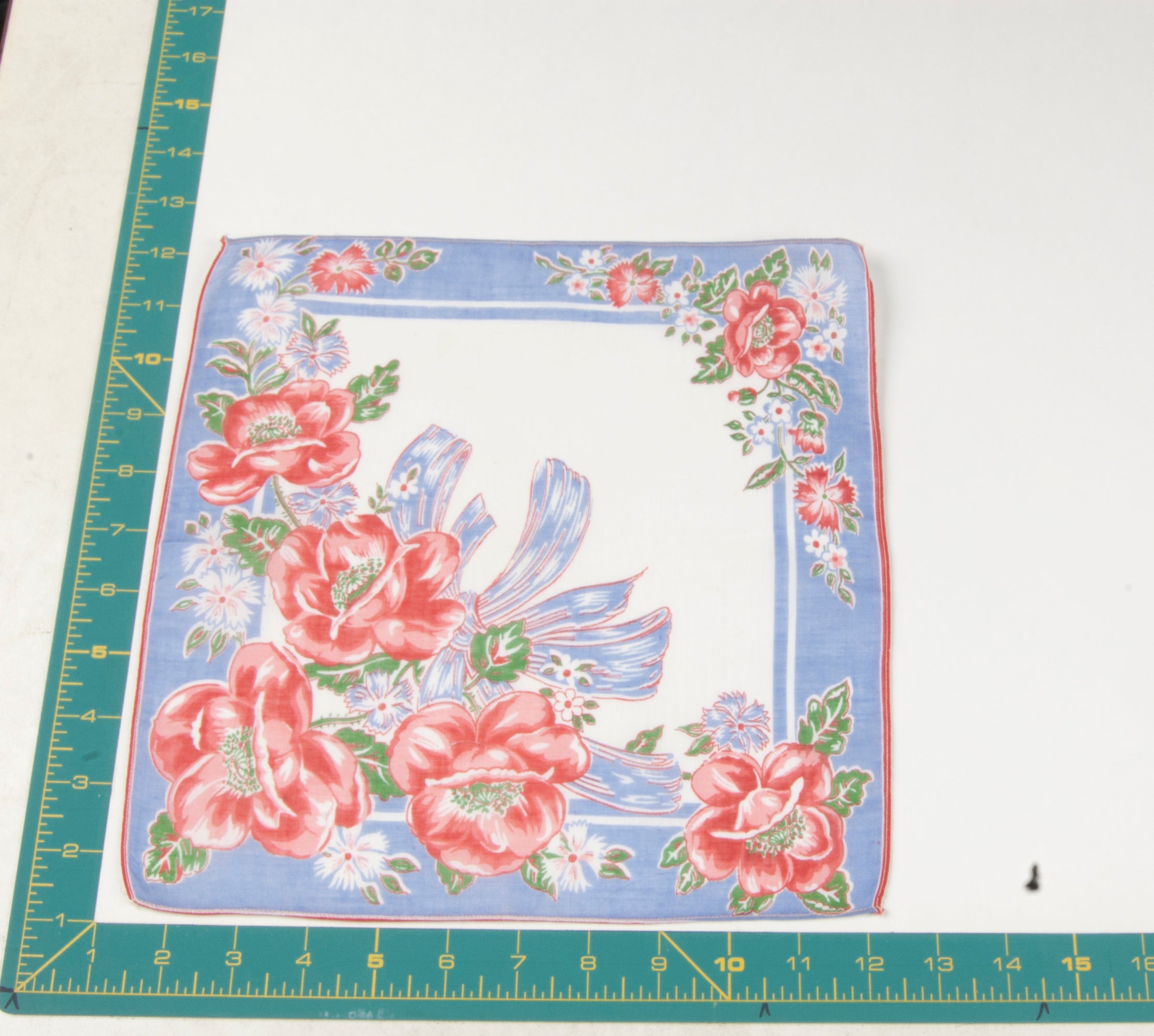 Floral vintage handkerchief - h0518