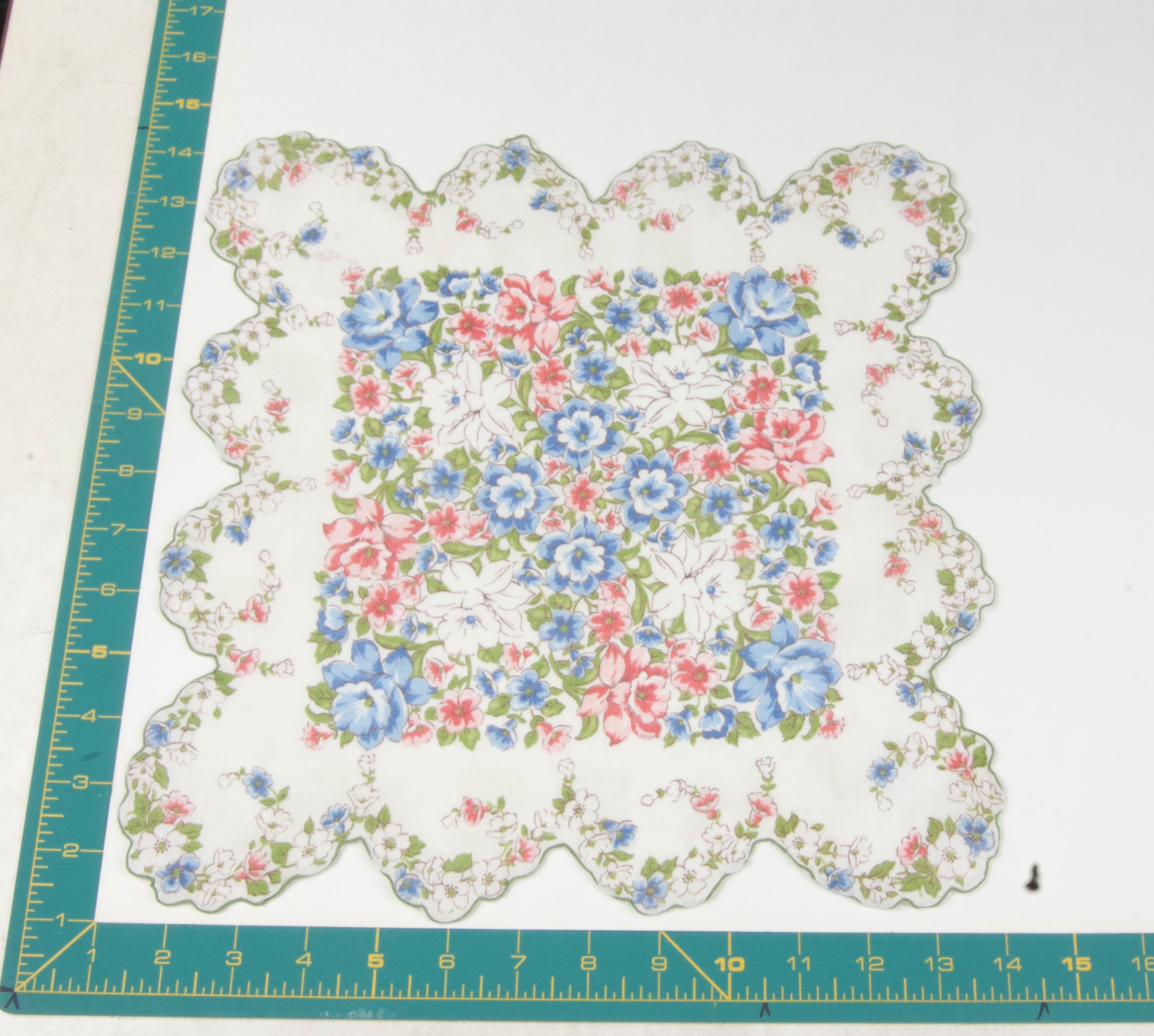 Floral vintage handkerchief - h0522