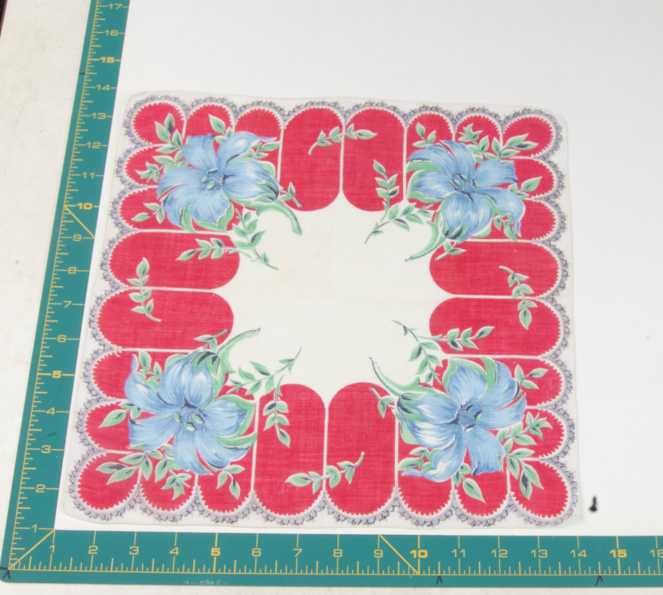 Floral vintage handkerchief - h0524