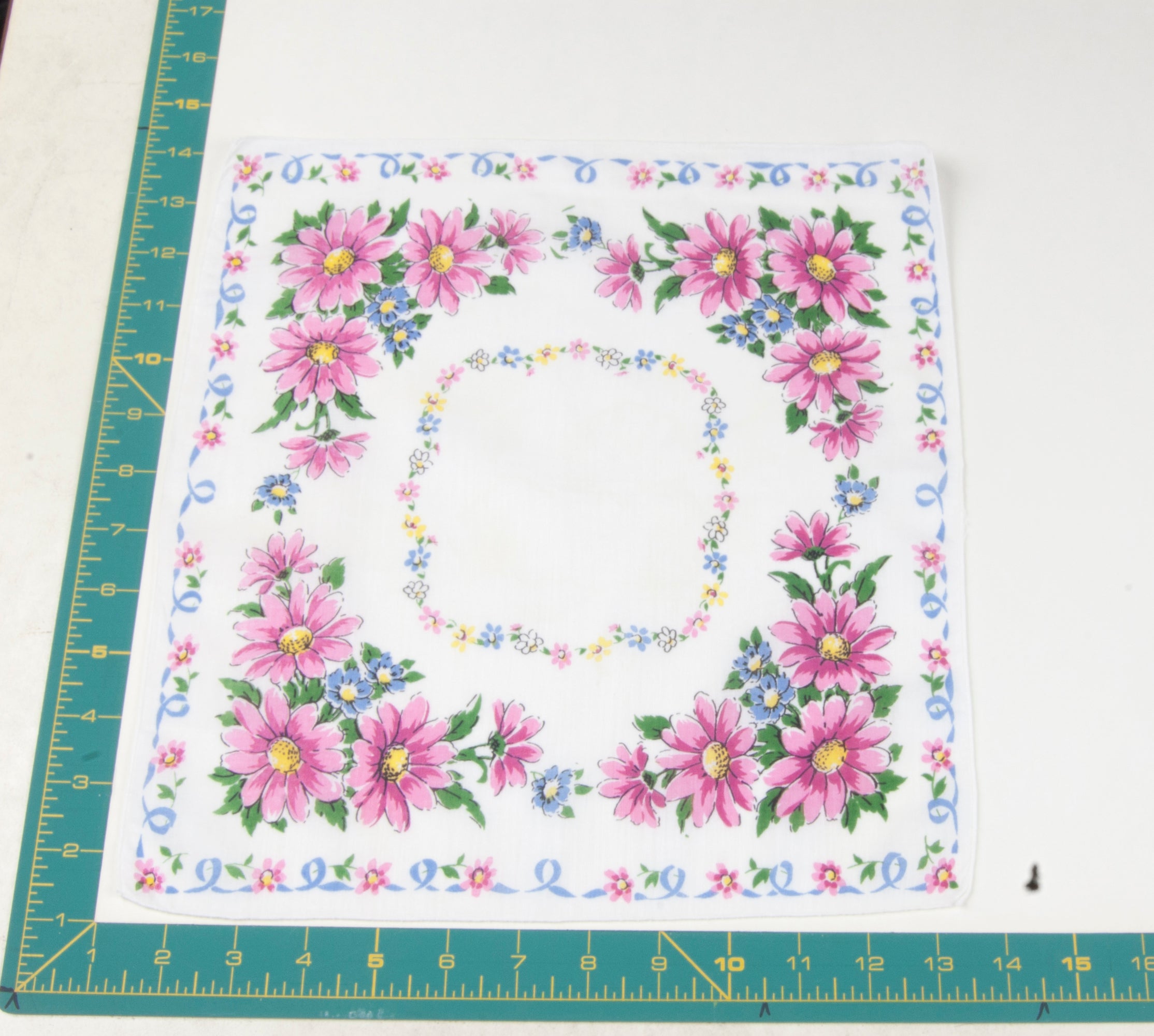 Floral vintage handkerchief - h0527