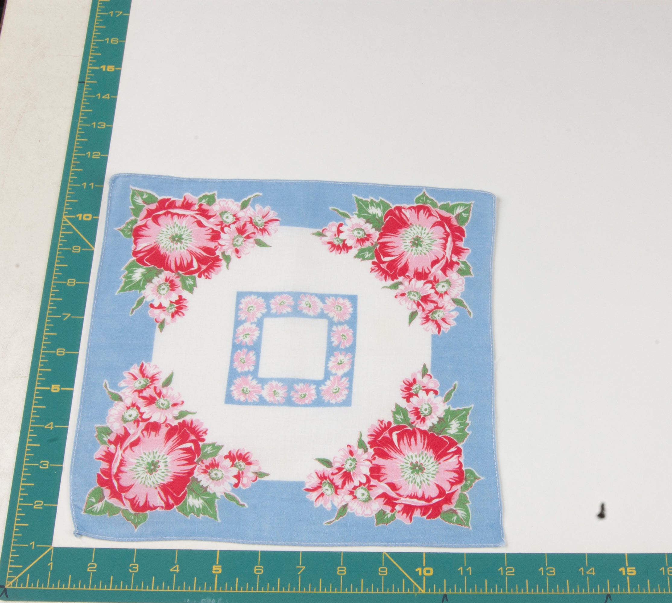 Floral vintage handkerchief - h0547